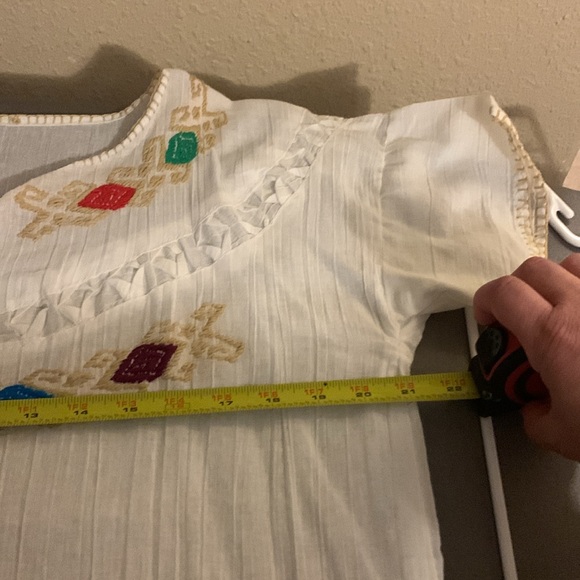 Embroidered Mexican blouse - Picture 6 of 6